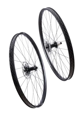 HUNT Trail Wide MTB Mullet Wheelset