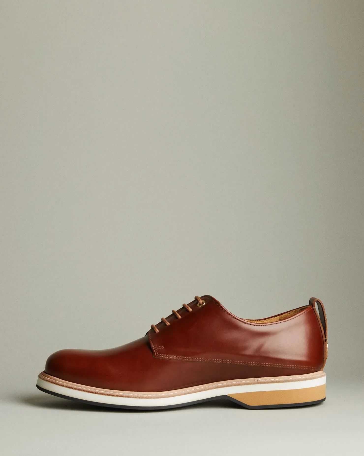 Montoro Leather Derby