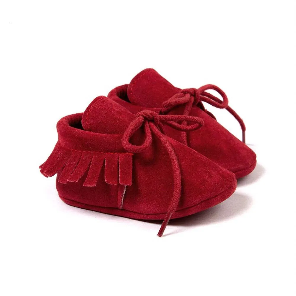 Newborn Moccasins Baby Shoes Made of Suede Leather and Nonslip