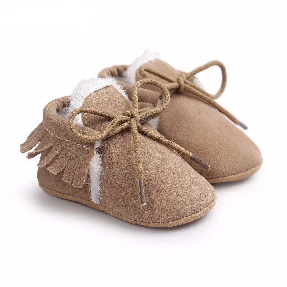 Newborn Moccasins Baby Shoes Made of Suede Leather and Nonslip