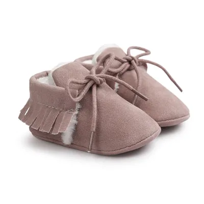 Newborn Moccasins Baby Shoes Made of Suede Leather and Nonslip