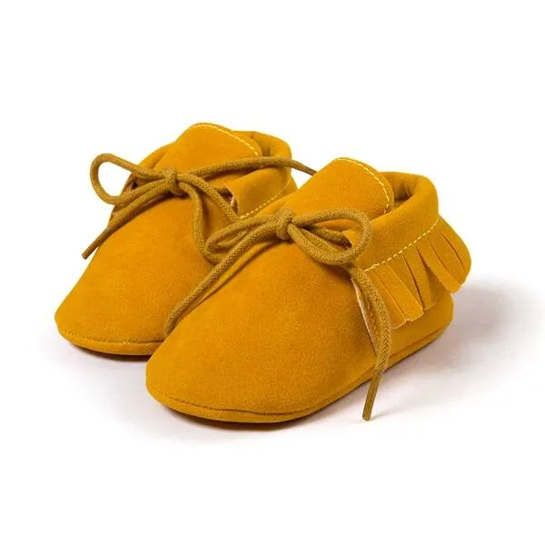 Newborn Moccasins Baby Shoes Made of Suede Leather and Nonslip