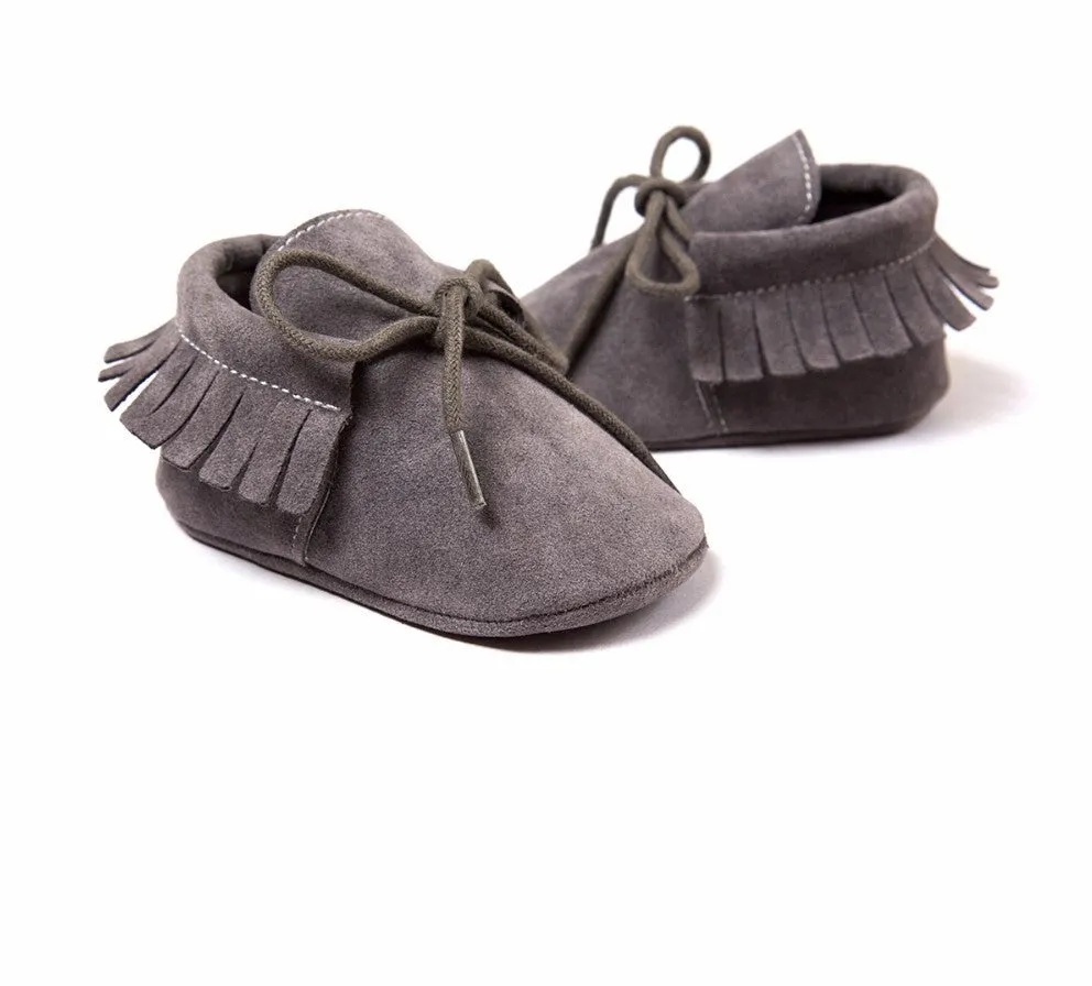 Newborn Moccasins Baby Shoes Made of Suede Leather and Nonslip